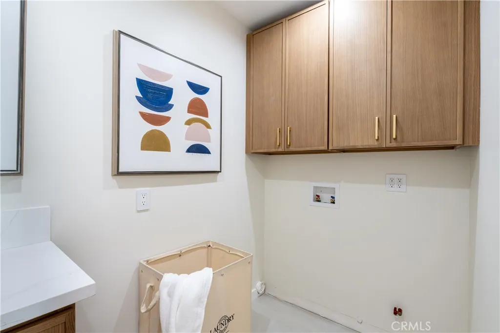 Additional image 32 of 17469 Bullock Street, Encino, CA 91316