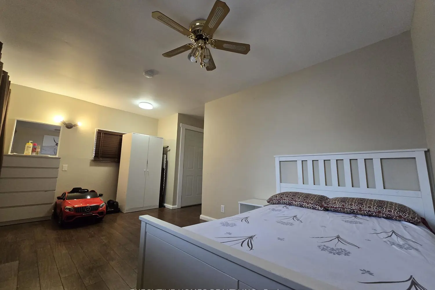 Additional image 9 of 19 Cedar Street