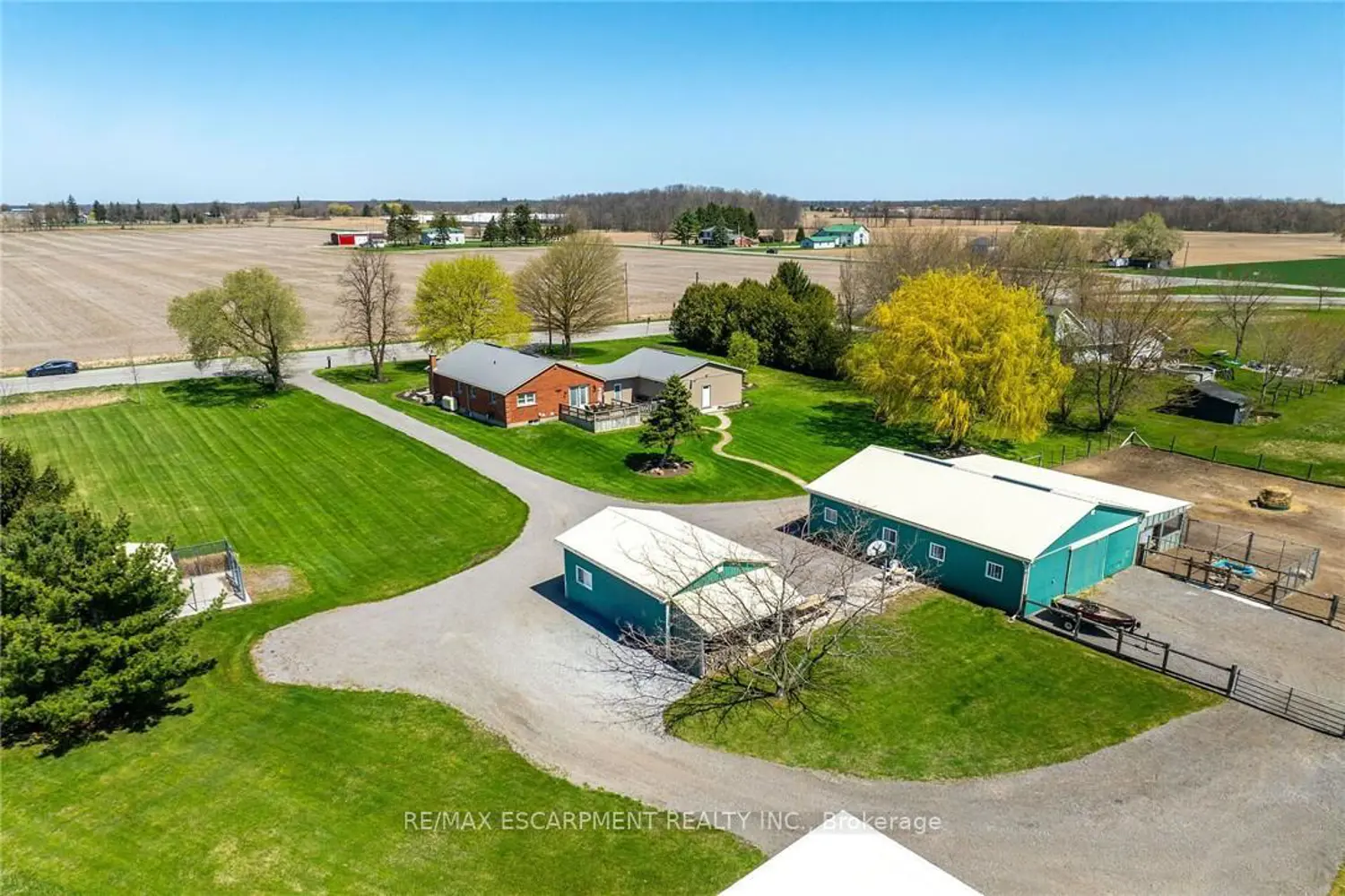 Additional image 20 of 1866 Thompson Road