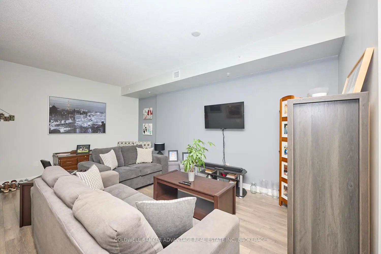 Additional image 2 of 550 North Service Road 610