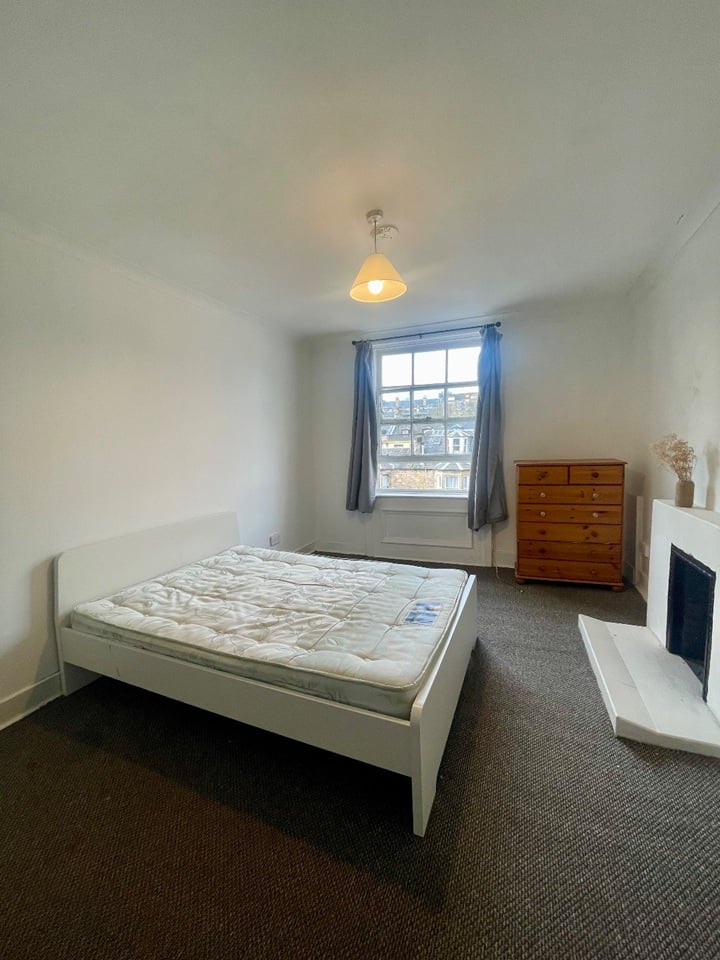 2 Bed Flat, Otago Street, G12, N1 7GU