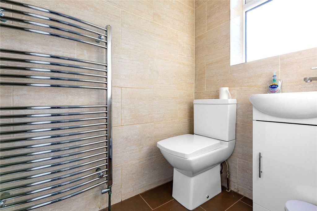 Additional image 13 of 6 bed semi-detached house to rentHelmdon Crescent, Northampton NN2
