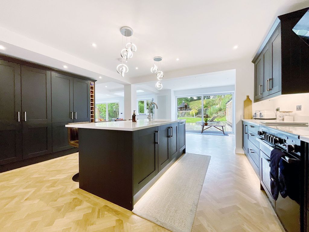 Additional image 3 of 7 bed detached house to rentOpen Golf Rental - Waterloo Road, Birkdale PR8