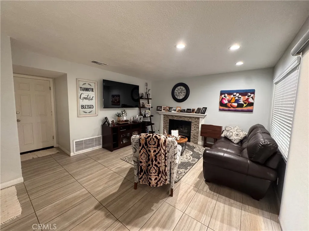 Additional image 21 of 7707 Newcastle Court, Highland, CA 92346