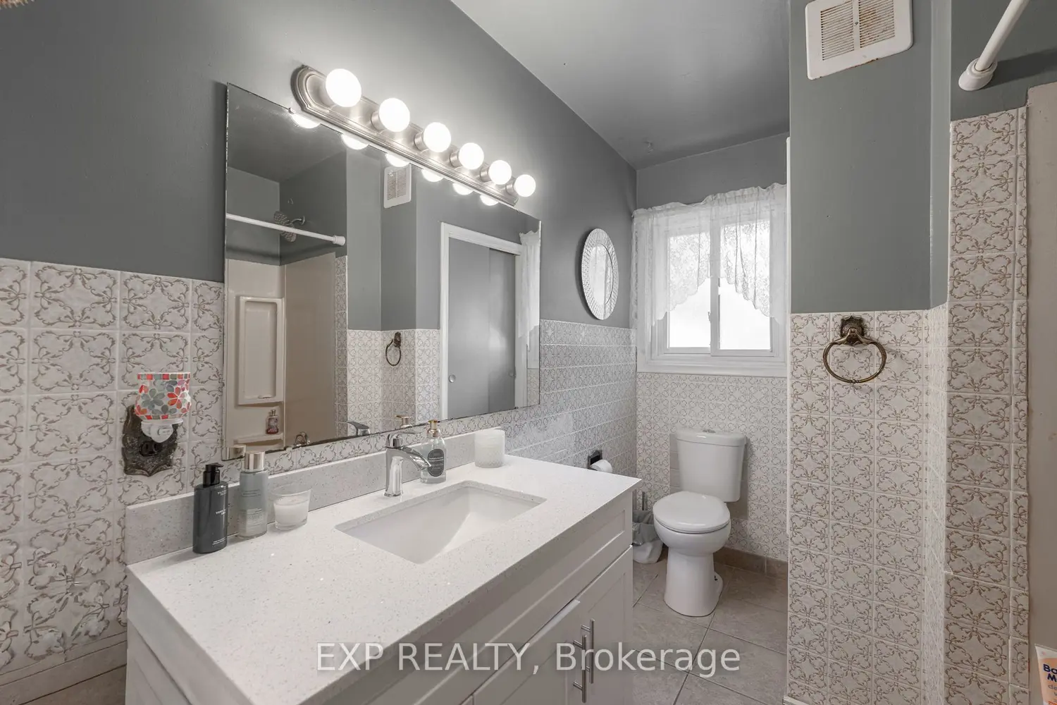 Additional image 9 of 2896 Portage Road