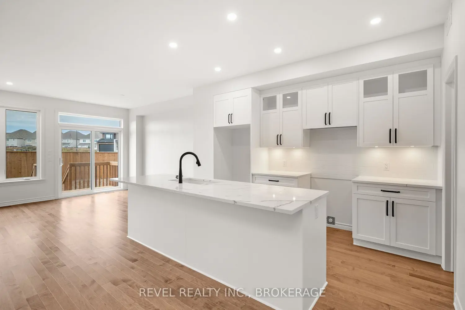 Additional image 6 of 1075 Barrow Avenue