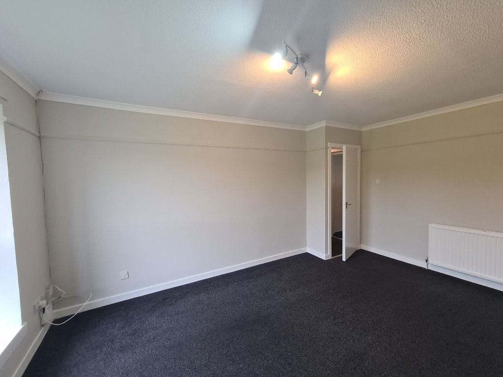 Additional image 8 of 2 bed flat to rentMoorfoot Ave, Paisley, Renfrewshire PA2