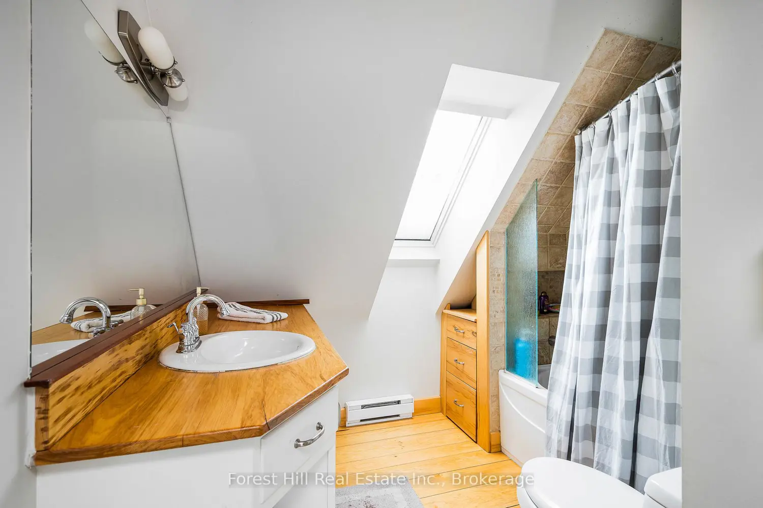 Additional image 11 of 496629 Grey Road 2