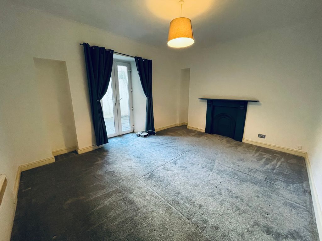 Additional image 2 of 1 bed flat to rentVictoria Street, Tenby SA70