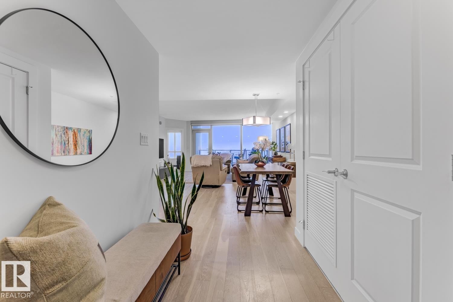 Additional image 8 of 606-9720 106 Street NW, Edmonton, AB, T5K0K8