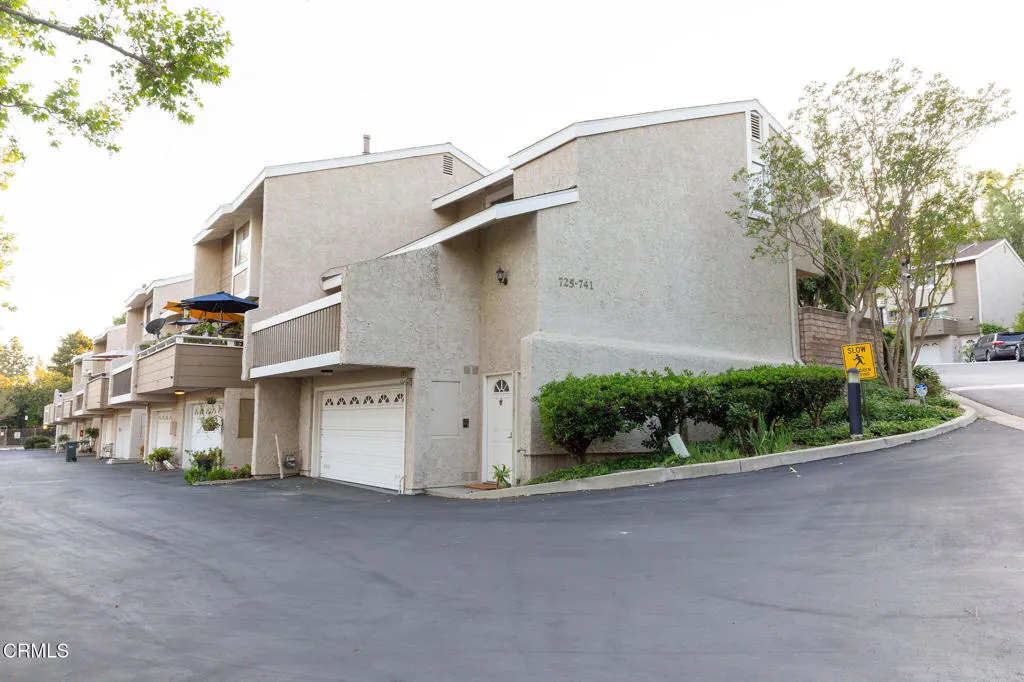 Additional image 85 of 741 Warwick Avenue, Thousand Oaks, CA 91360