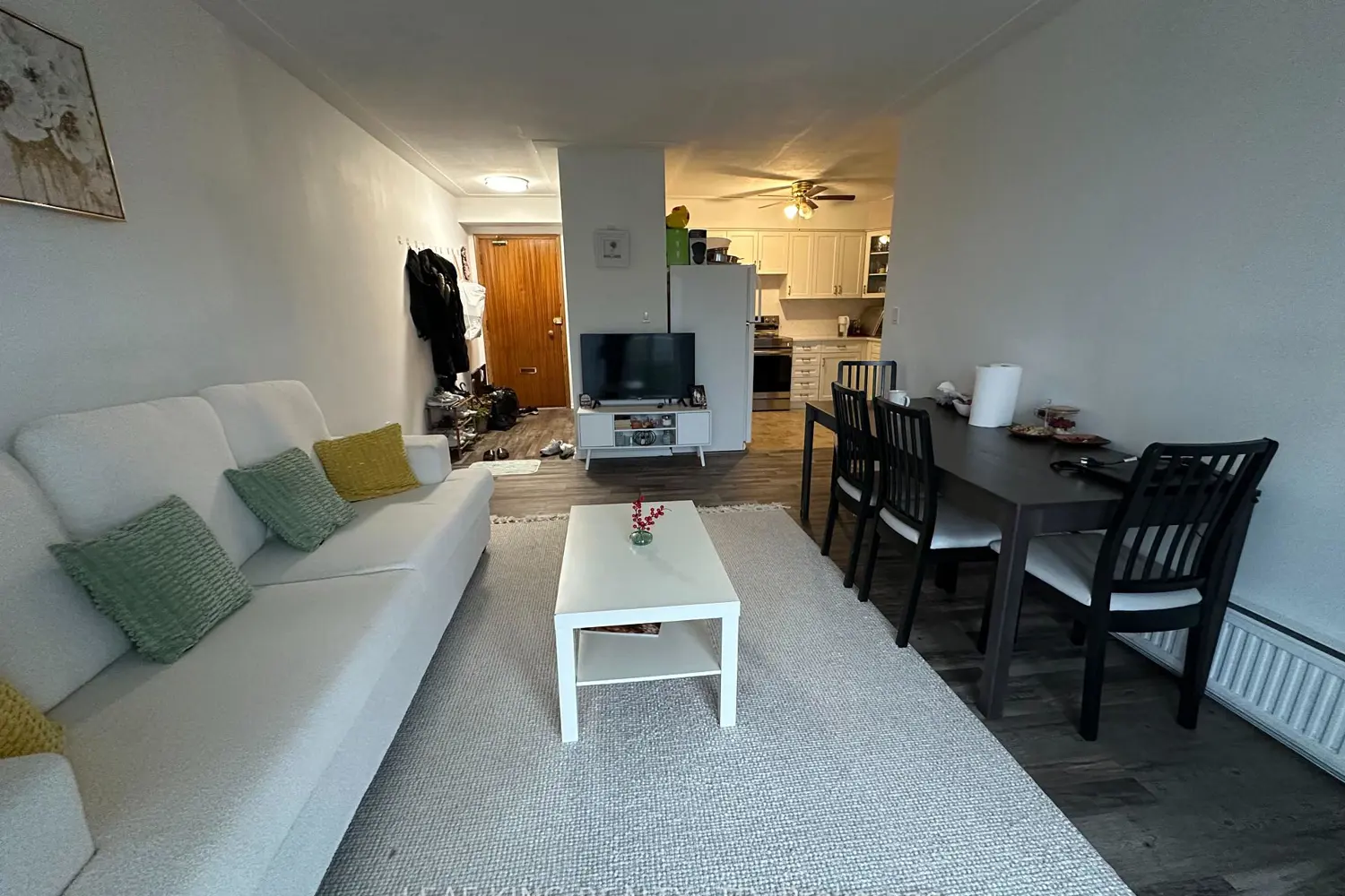 Additional image 9 of 8 Woodman Drive 401