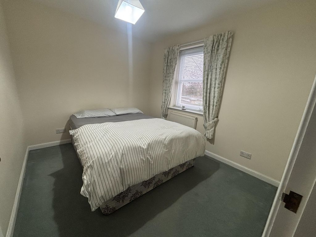 Additional image 6 of 2 bed flat to rent36 Eskbank Court, Eskbank, Dalkeith EH22