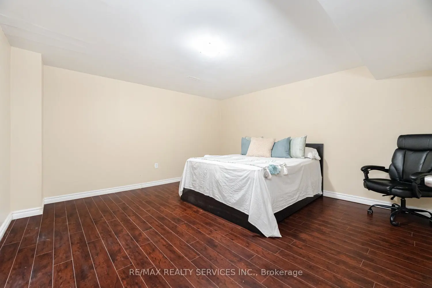 Additional image 9 of 34 Chipmunk Crescent