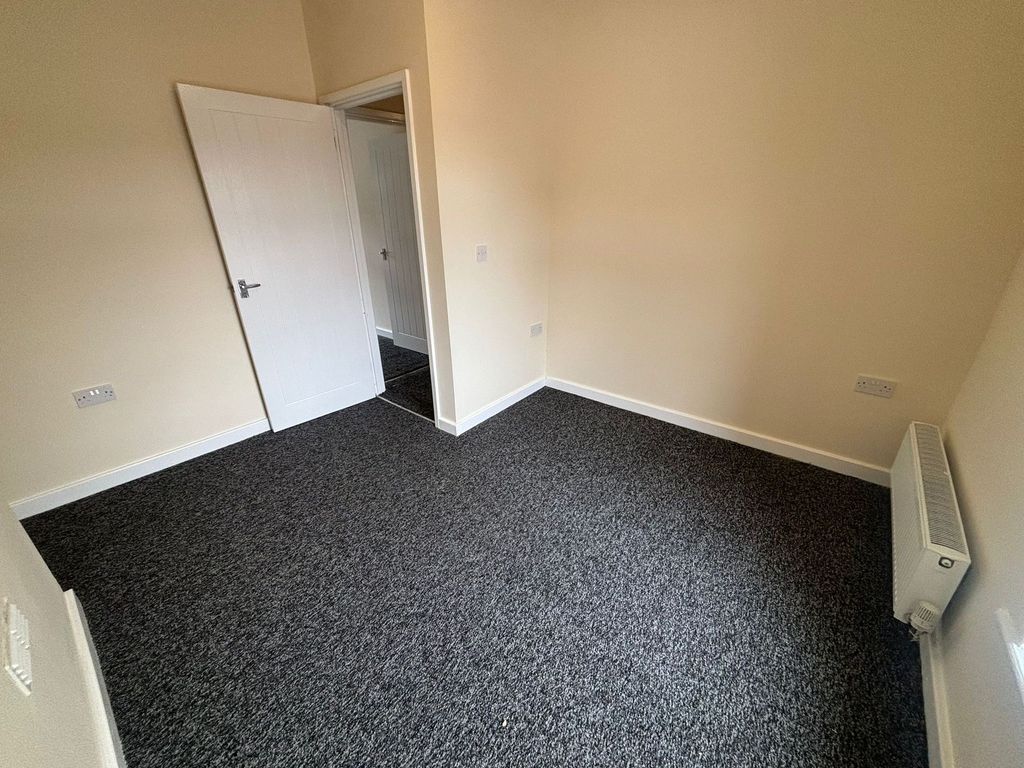 Additional image 10 of 4 bed end terrace house to rentWhittington Street, Neath SA11