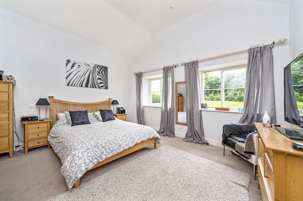 Additional image 9 of 4 bed barn conversion to rentOldstead, York, North Yorkshire YO61