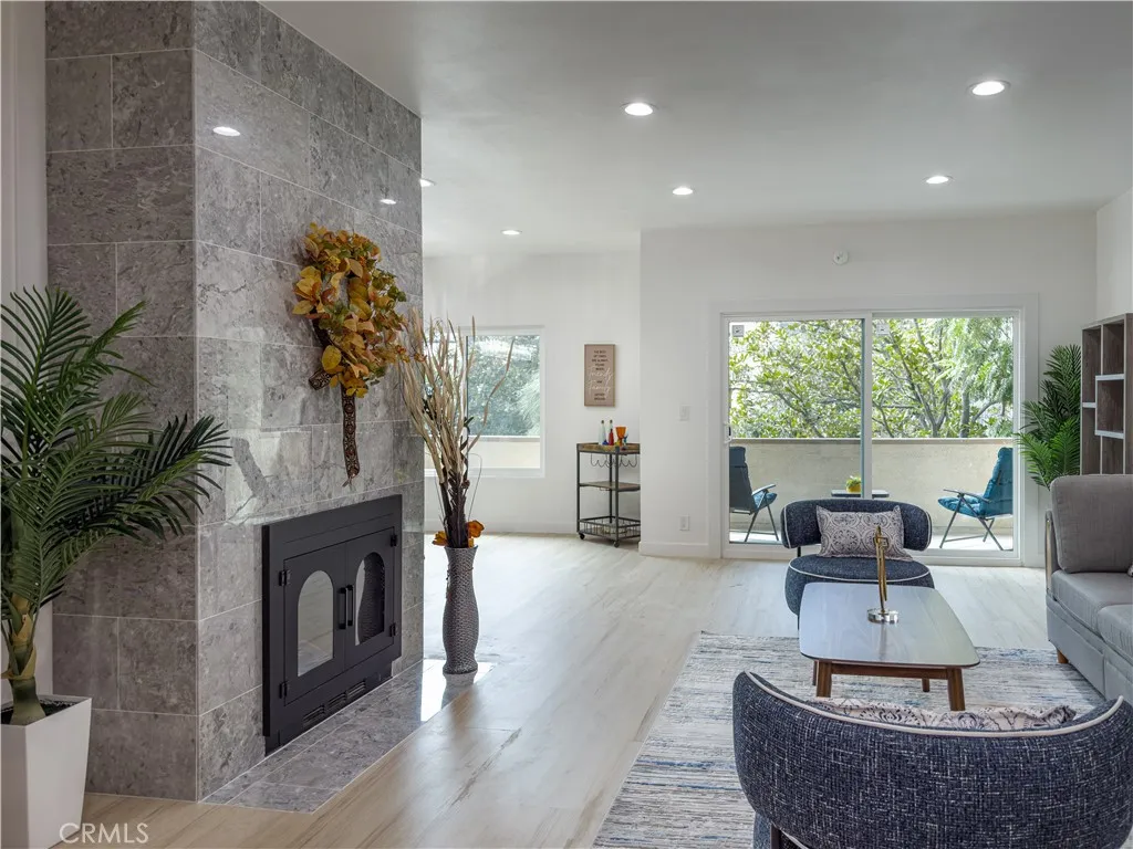 Additional image 77 of 1944 Glendon Unit 209, Los Angeles, CA 90025