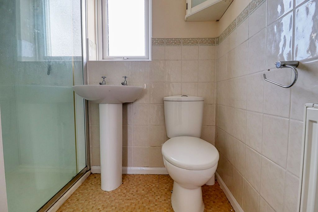 Additional image 8 of 3 bed semi-detached house to rentLuneburg Place, Scunthorpe DN15