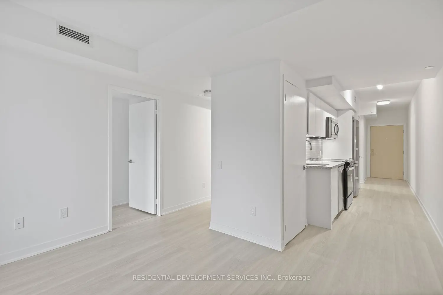 Additional image 4 of 500 Wilson Avenue 303