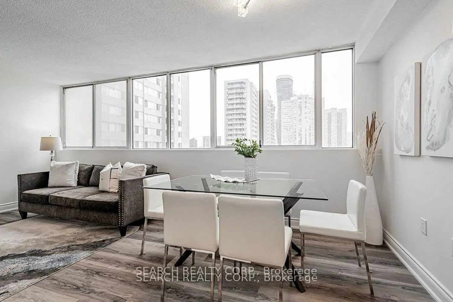 Additional image 6 of 3590 Kaneff Crescent 1108