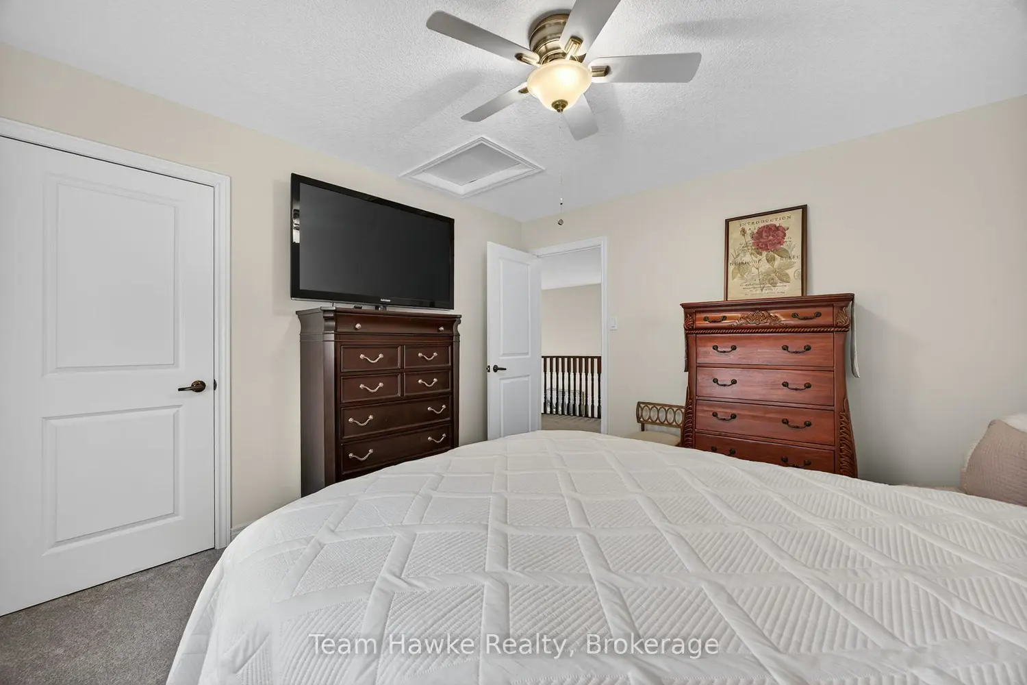 Additional image 11 of 9 Riverwalk Place