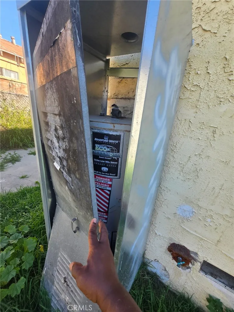 Additional image 18 of 11727 Alabama St, Los Angeles, CA 90059