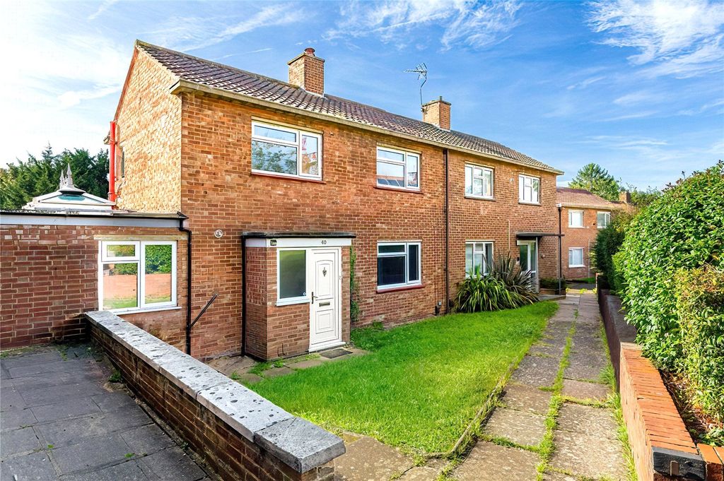 Additional image 2 of 6 bed semi-detached house to rentHelmdon Crescent, Northampton NN2