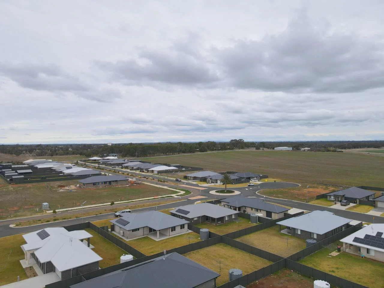 11 Condor Street, Forbes NSW 2871