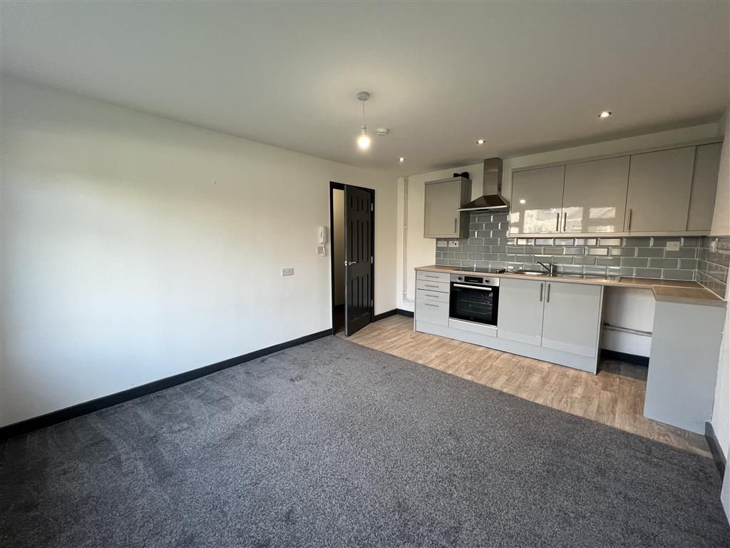 Additional image 3 of 1 bed flat to rentHigh Street, Neath SA11
