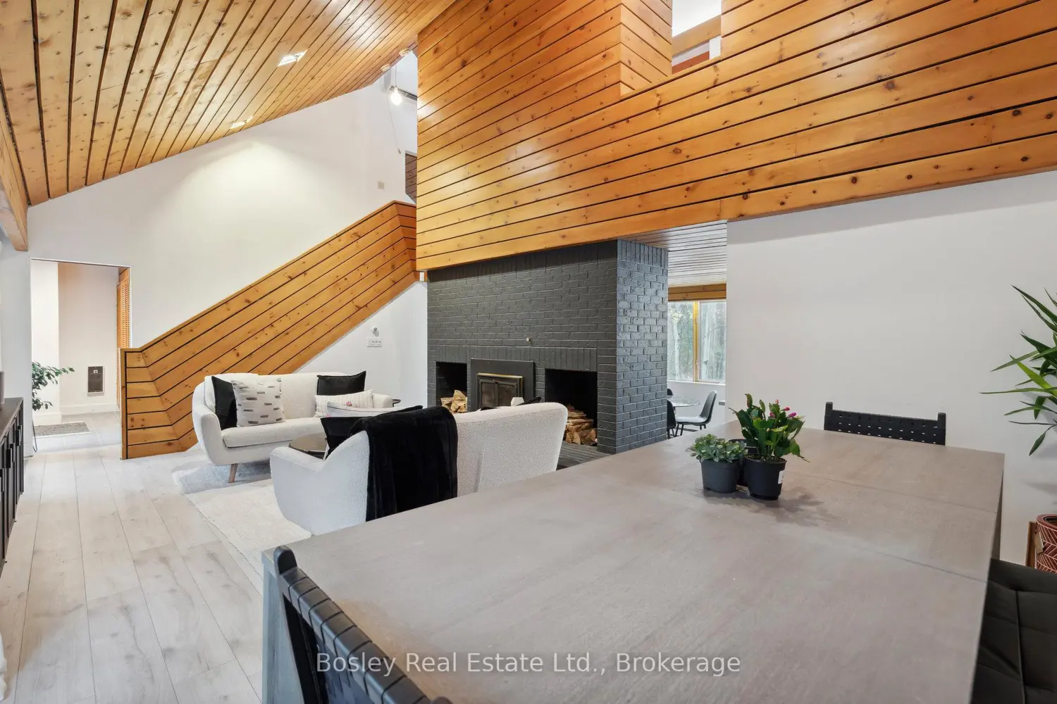 Additional image 11 of 101 St Moritz Crescent