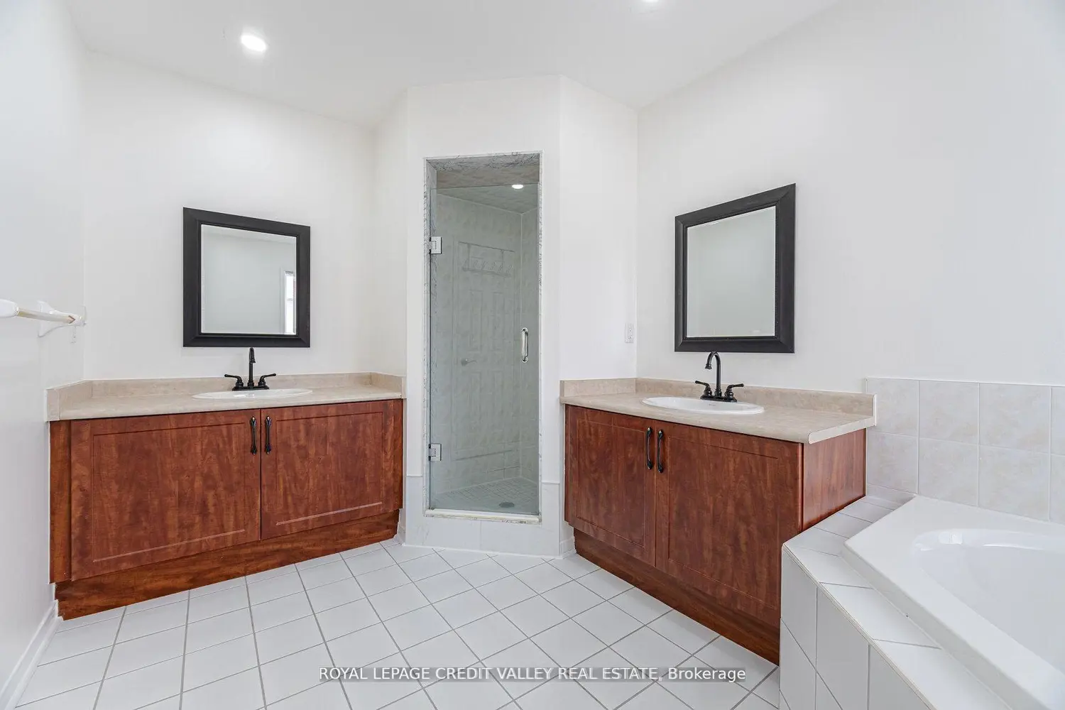 Additional image 5 of 12 Greenhalf Drive