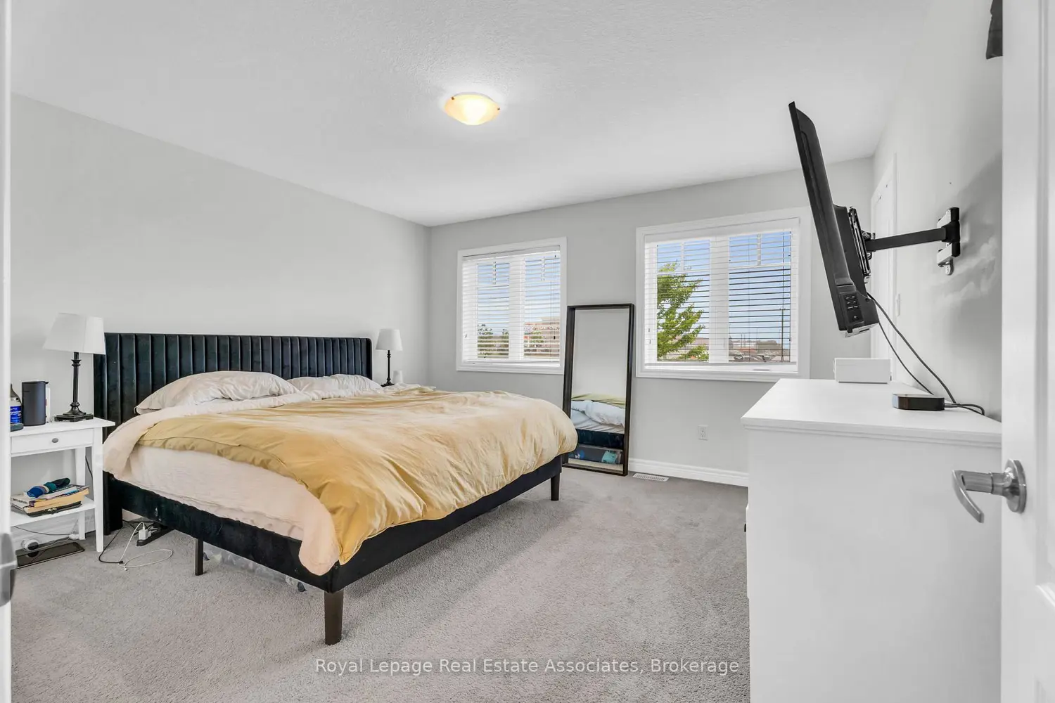 Additional image 17 of 114 Winterton Court