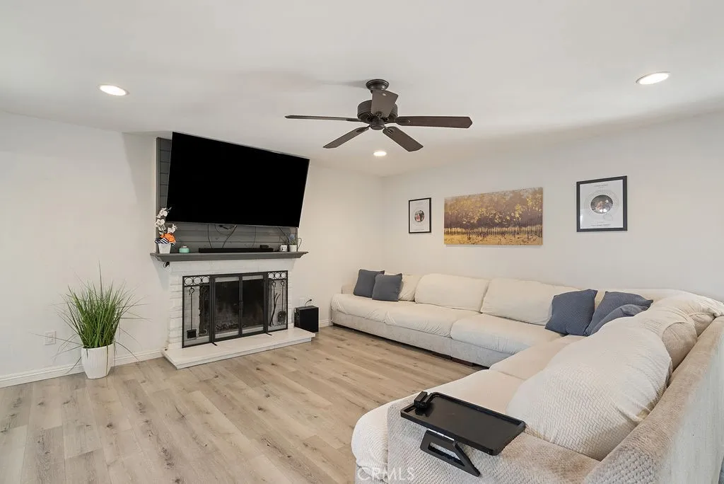 Additional image 14 of 340 E Old Mill Rd, Corona, CA 92879