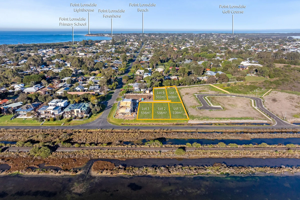 2/81 Nelson Road, Queenscliff VIC 3225