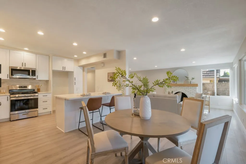 Additional image 12 of 27039 Rio Prado Dr, Valencia, CA 91354