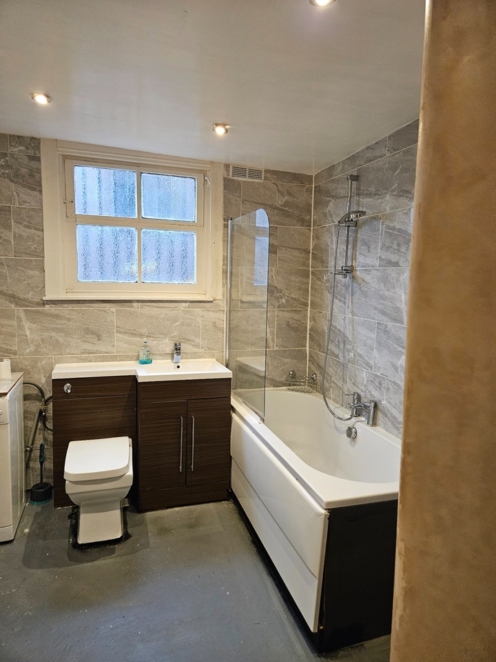 Additional image 11 of 1 Bed Flat, Princes Gardens, G12, N1 7GU