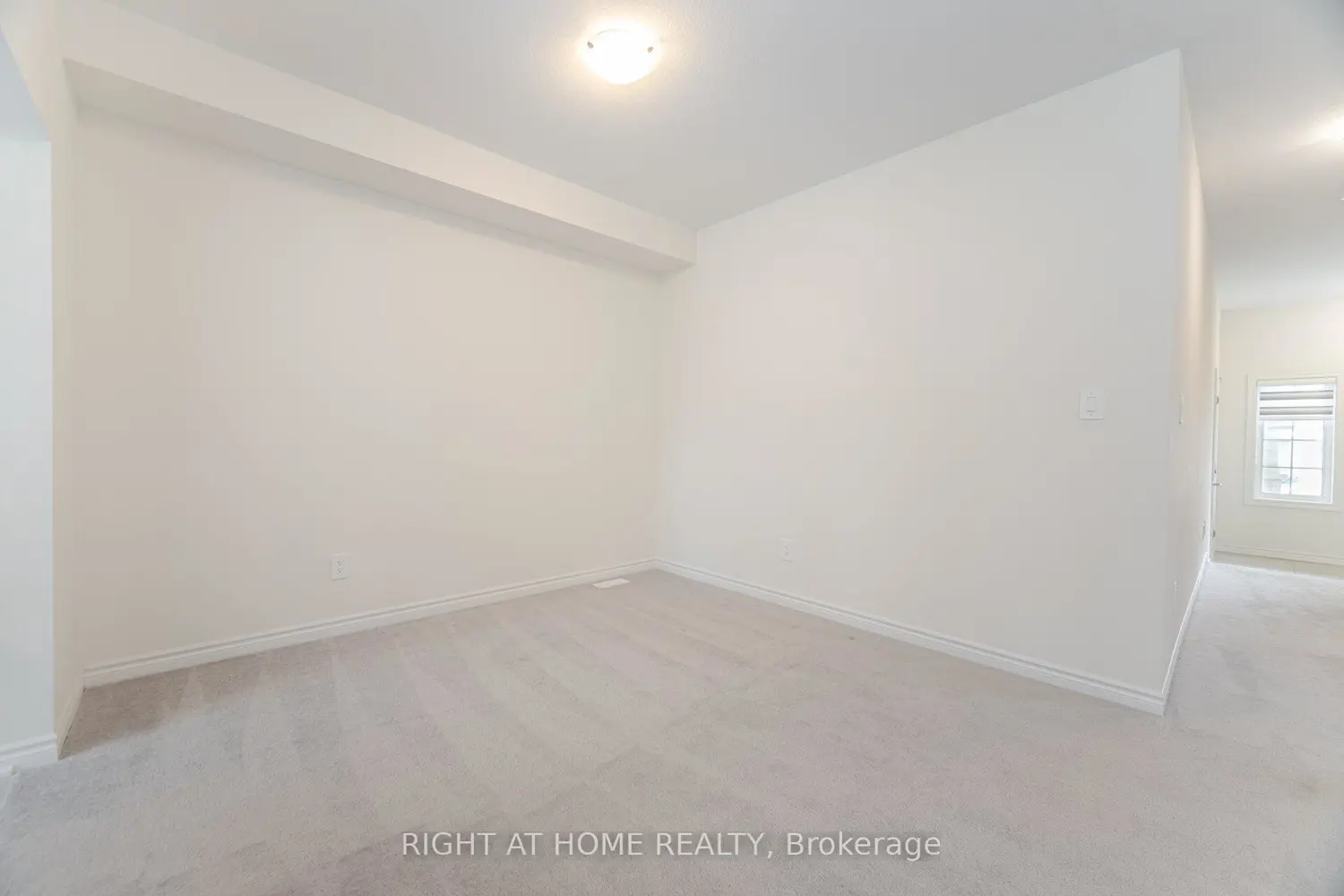32 George Brier Drive photo 4