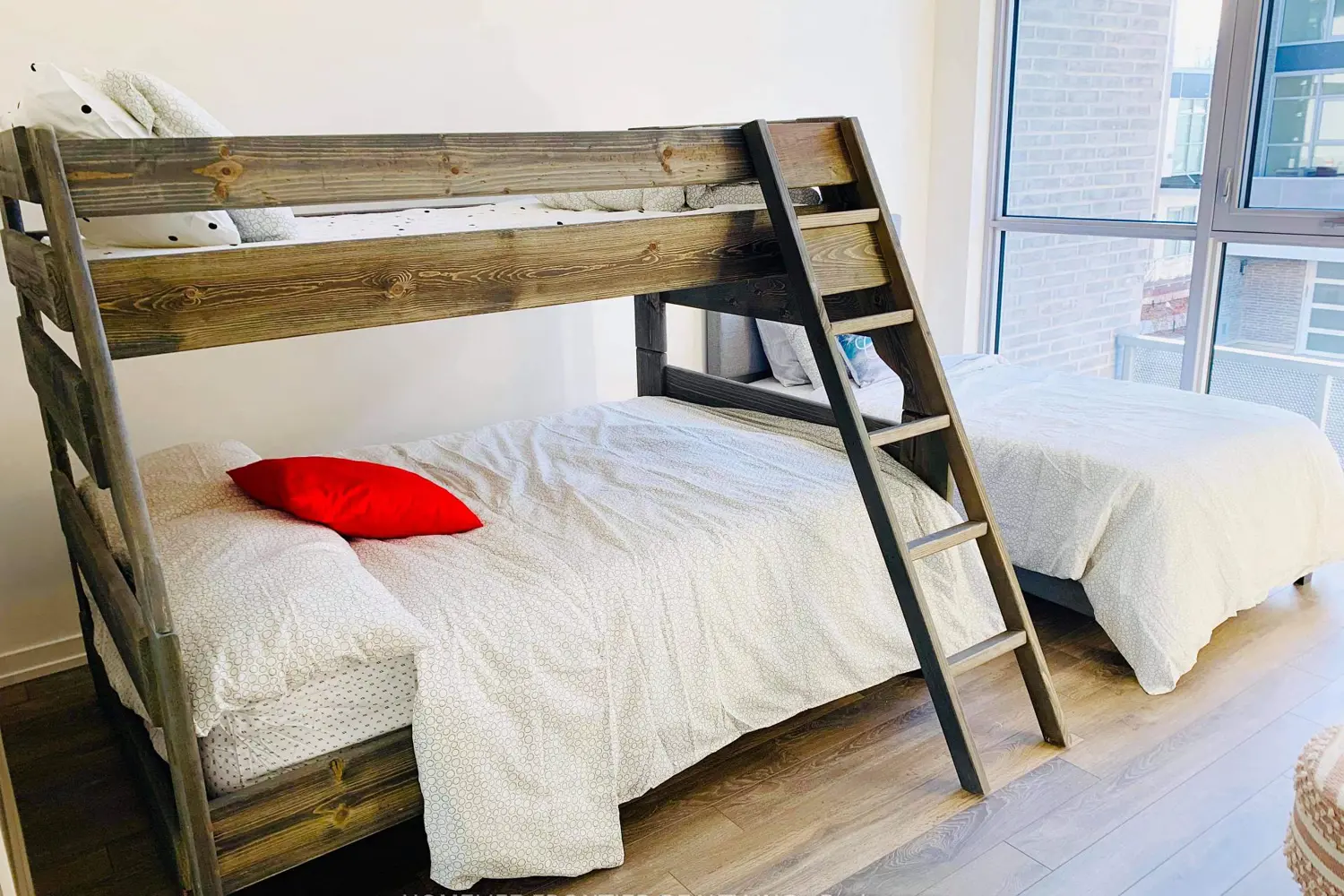 Additional image 4 of 3650 Ferretti Court