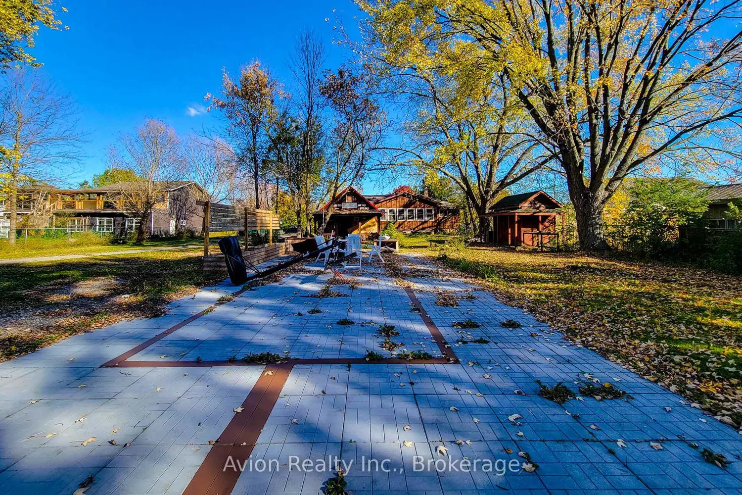 Additional image 4 of 1423 Merrittville Highway