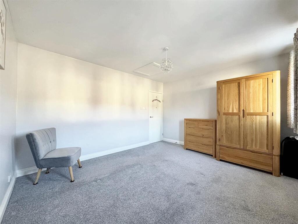 Additional image 11 of Green Lane, Stratton-On-The-Fosse