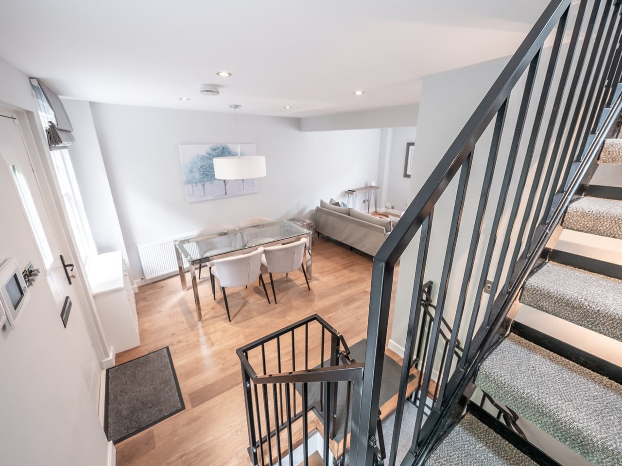 Additional image 18 of 2 Bed Flat, King's Stables Lane, EH1, N1 7GU