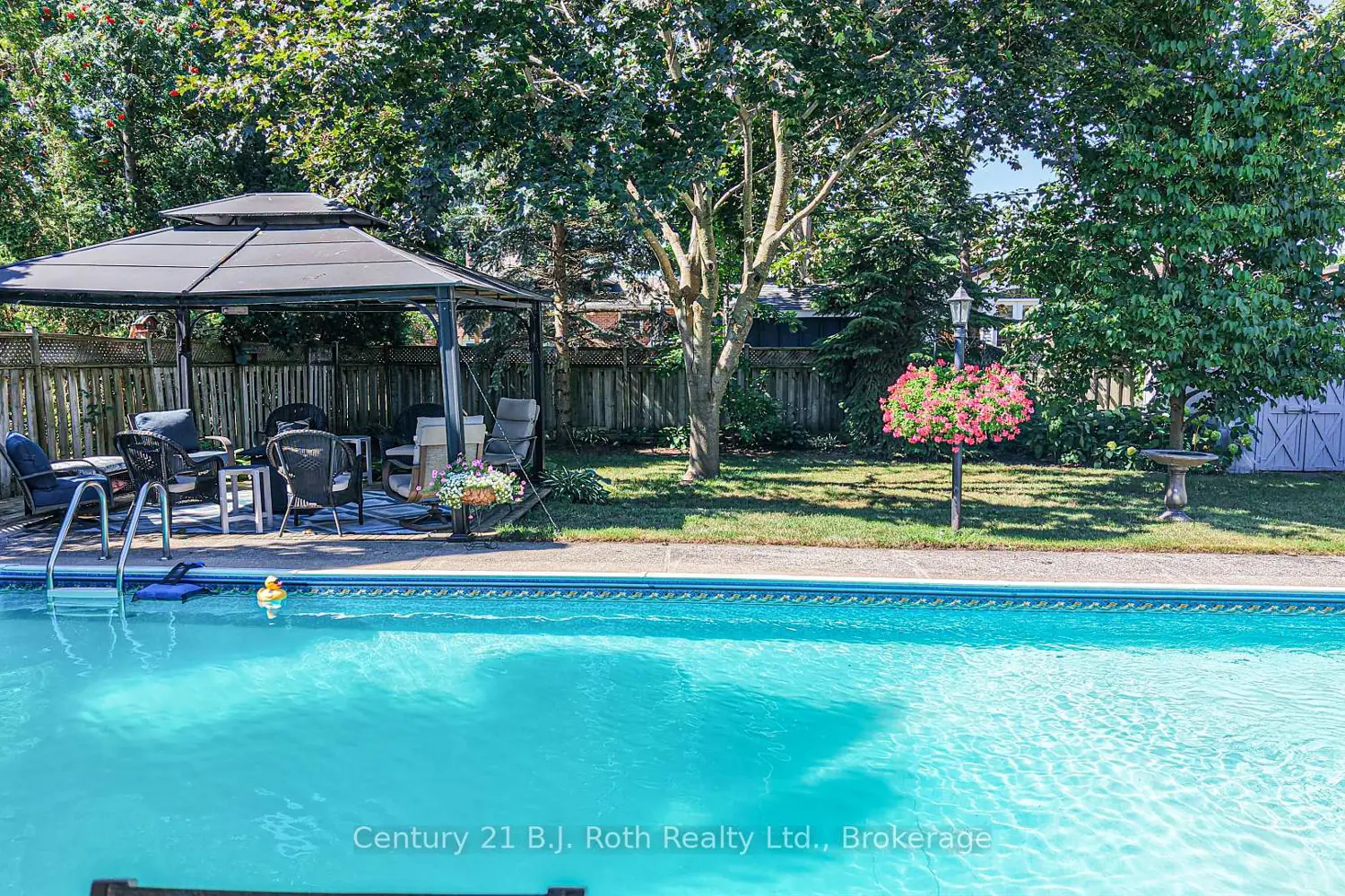 Additional image 4 of 215 Park Street