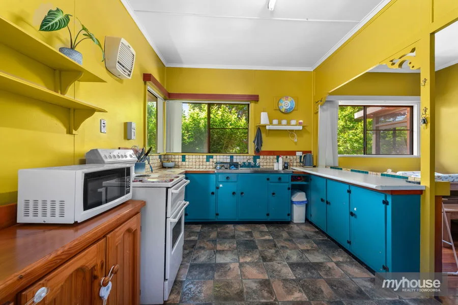 Additional image 5 of 15 Helen Street, Newtown QLD 4350