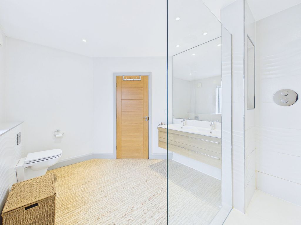 Additional image 18 of 6 bed detached house to rentDore Lodge Gardens, Sheffield S17