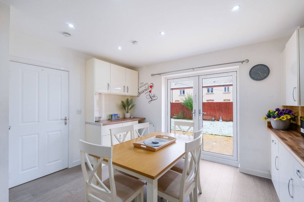 Additional image 48 of 6 bed semi-detached house to rentRedcar Road, Bicester OX26