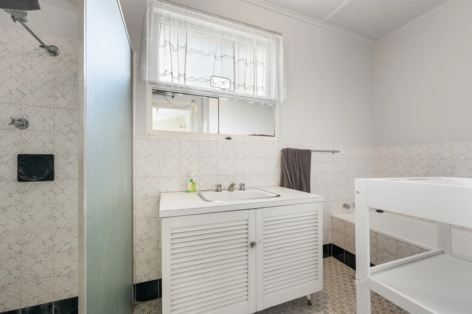 Additional image 11 of 56 & 56A Bay Road, Mount Gambier SA 5290