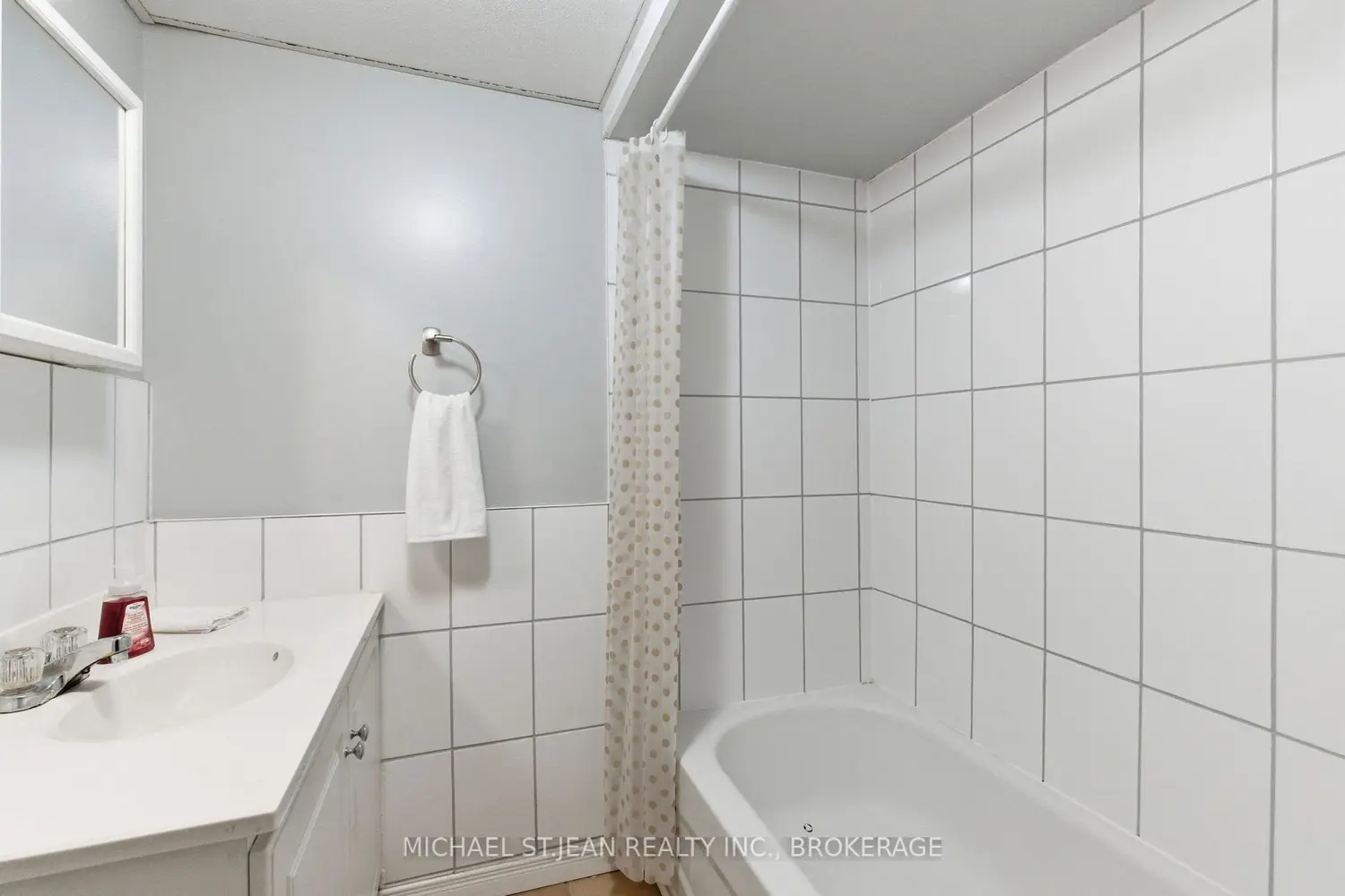 Additional image 16 of 66 Rose Avenue