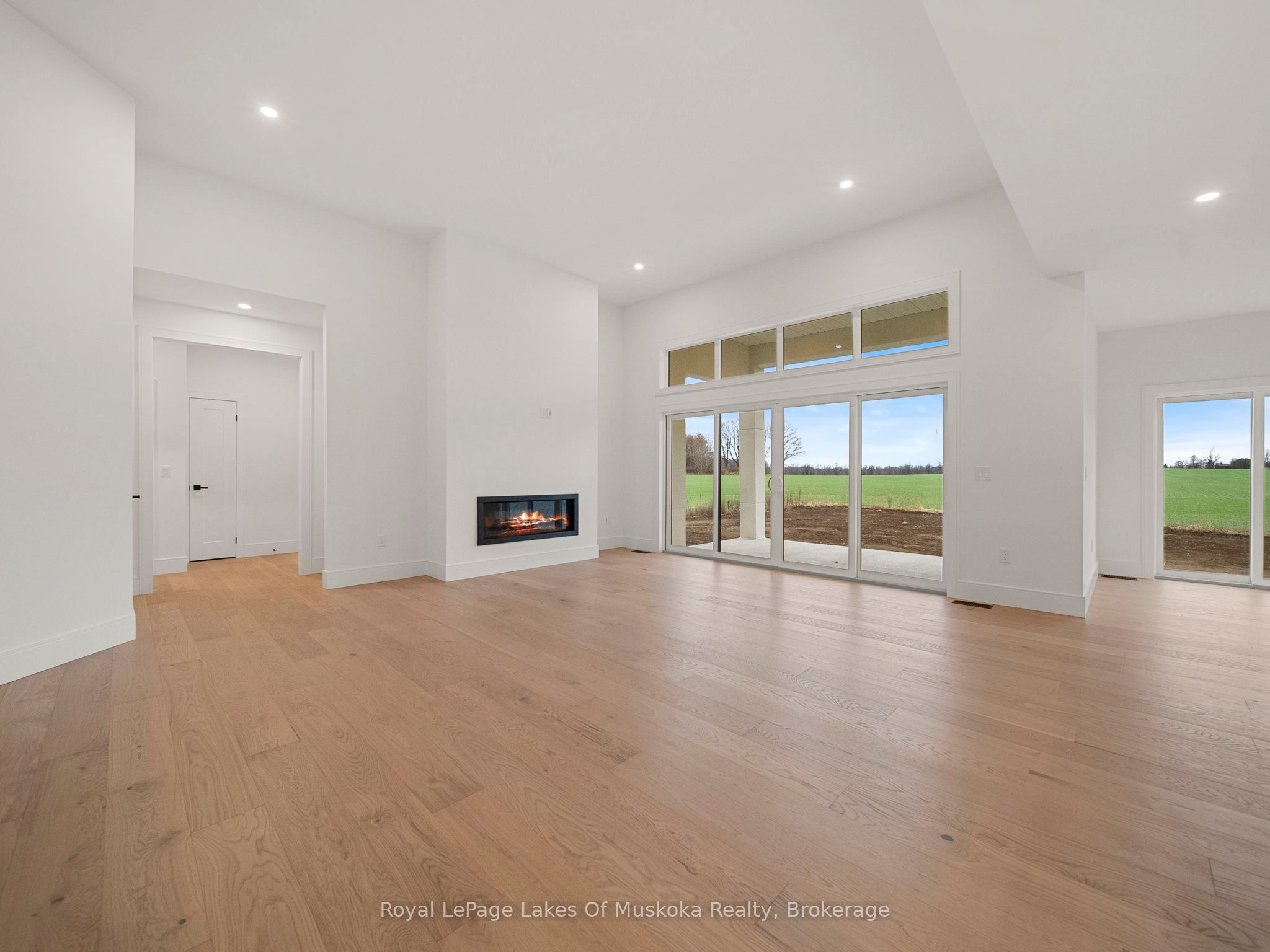 Additional image 3 of 23 Henry Ball Court, Oro-medonte, ON, L0K 2G1