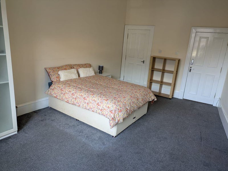 Additional image 2 of Room in a Shared Flat, Sauchiehall Street, G2, N1 7GU
