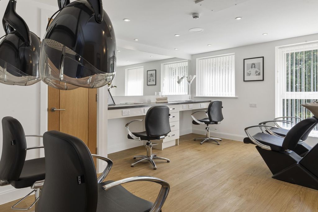 Additional image 10 of 1 bed flat to rentReading Road, Henley-On-Thames RG9